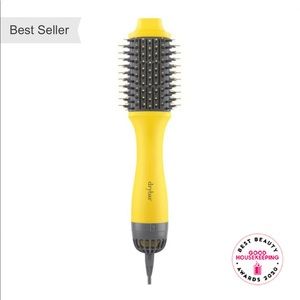 Drybar The Doubleshot Blowdryer Brush